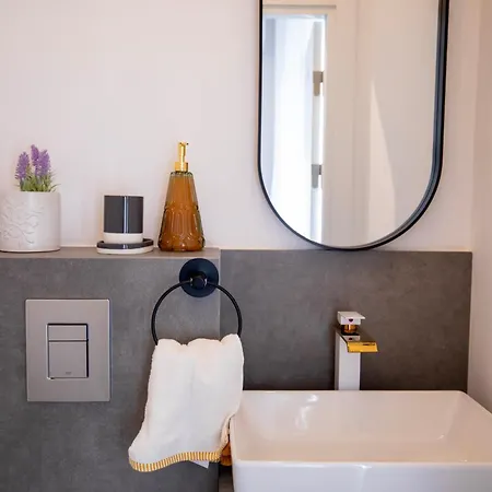 Sky Heaven Elegance 8th Bukarest