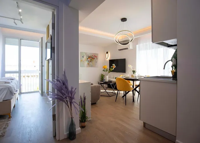 Sky Heaven Elegance 8th بوخارست