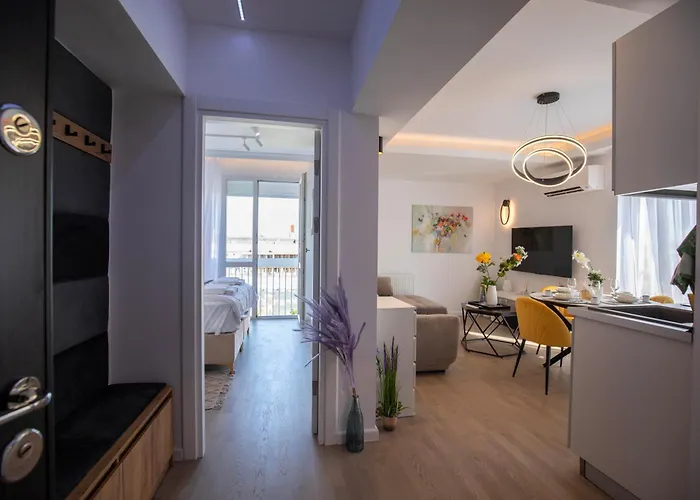 Sky Heaven Elegance 8th بوخارست